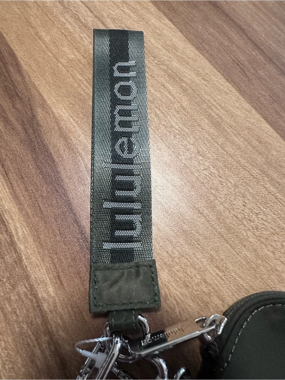 Lululemon NWT Dual Pouch Wristlet olive green